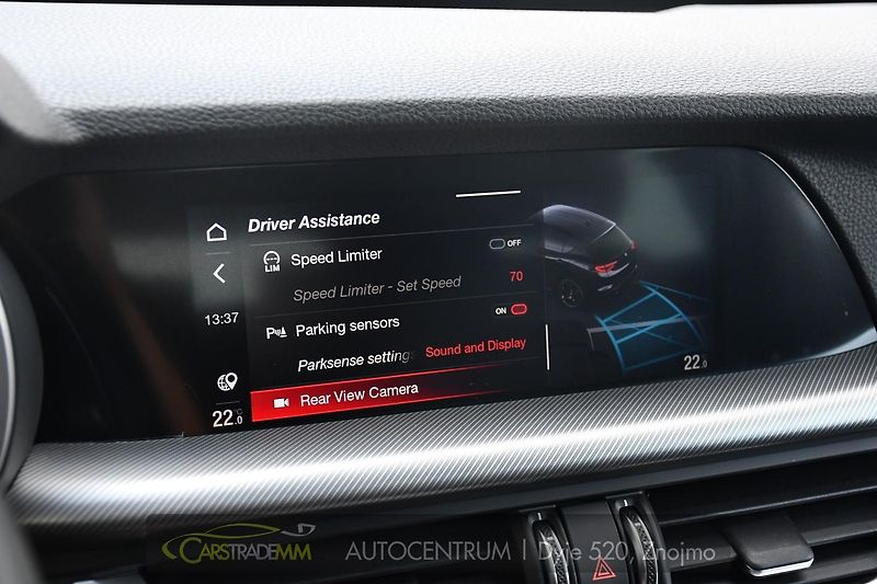 Alfa Romeo Stelvio 2.0T 16V 206kW VELOCE AT8 Q4 - fotka 36 z 44