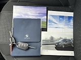 Peugeot 208 1.2i LPG KLIMA NAVI KAMERA ALU - náhled 33