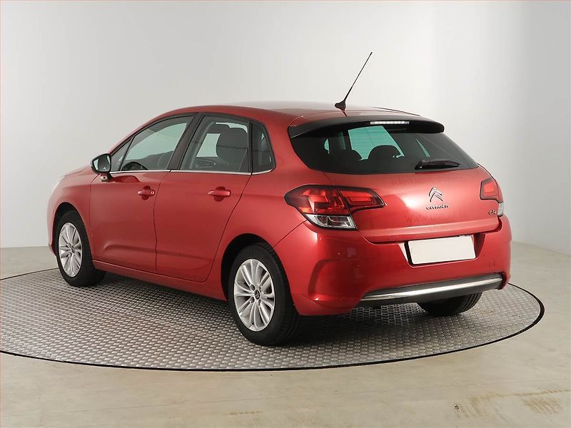 Citroën C4 (2018) Feel 1.2 PureTech, Serv.kniha - fotka 5 z 16