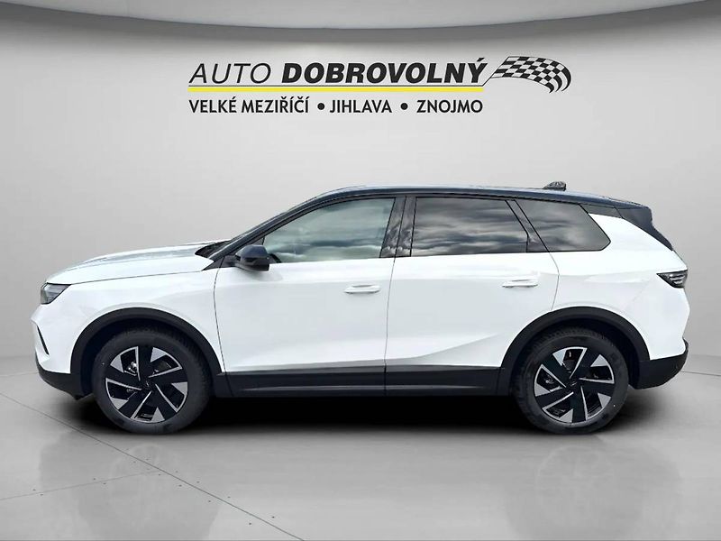 Opel Grandland (2026) GS Hybrid 1.2 TURBO (107kW/145 - fotka 3 z 24