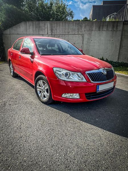 Škoda Octavia (2009) Škoda Octavia II FL 1.6 MPI  - fotka 2 z 14