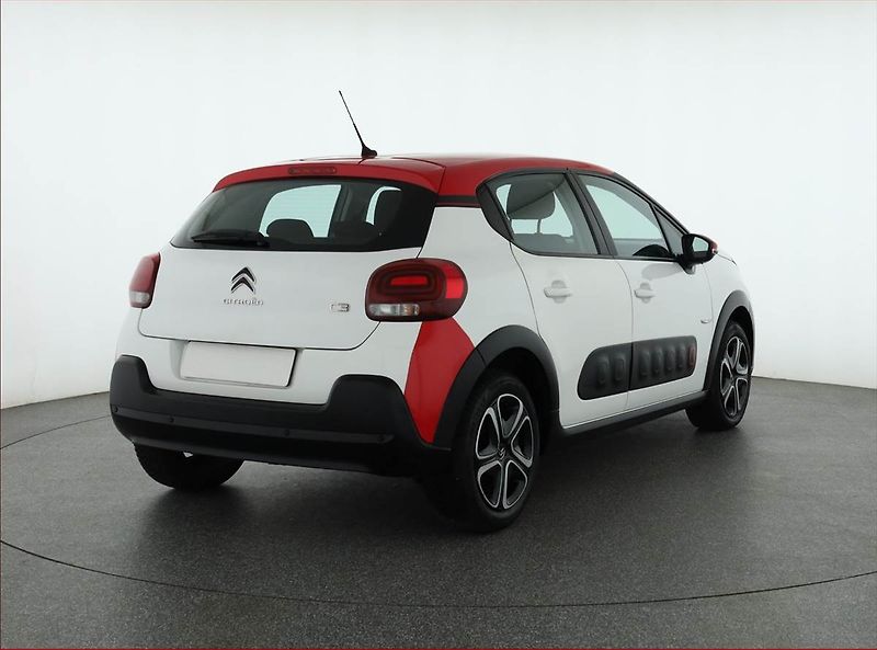 Citroën C3 (2018) 1.2 PureTech, Tempomat - fotka 5 z 16