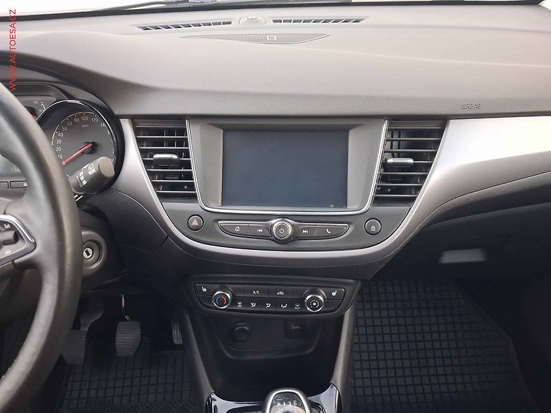Opel Crossland (2021) 1.2T, 1.maj,ČR, servis.kniha - fotka 12 z 15