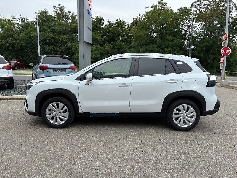 Suzuki S-Cross 4x4 automat Premium - fotka 4 z 11