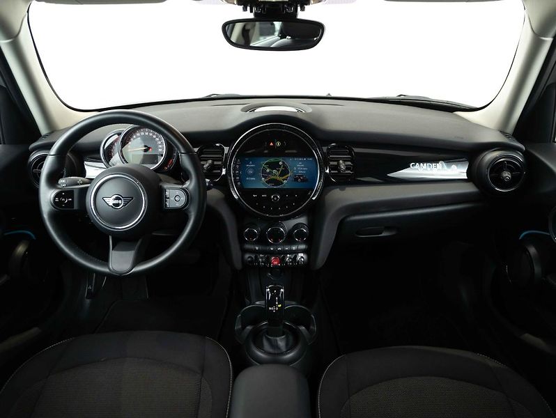 Mini Cooper 5-doors - fotka 11 z 21