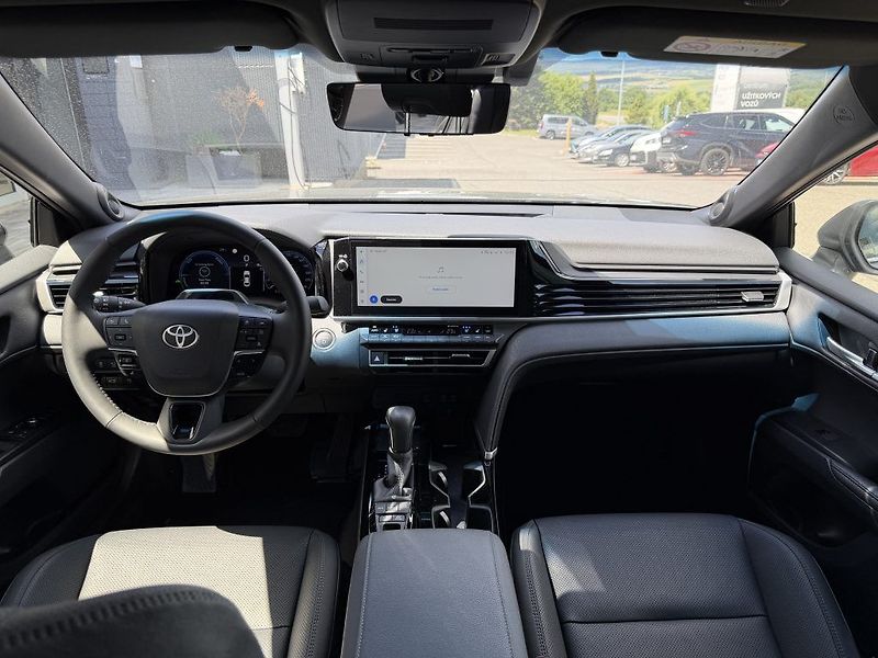 Toyota Camry 2.5 TNGA HEV, Executive - fotka 10 z 23
