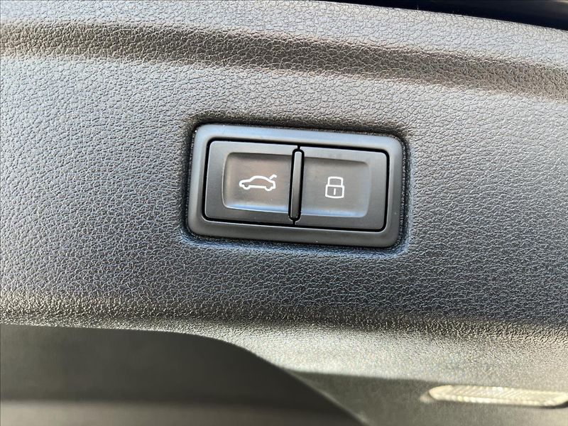 Audi A5 2.0 SPORTBACK 40 TDi 4x4 S-TRO - fotka 46 z 56