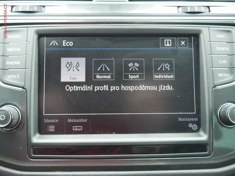 Volkswagen Tiguan (2016) 2.0 TDi 4x4, 2.maj,ČR, DSG - fotka 13 z 22