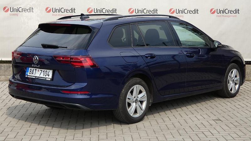Volkswagen Golf Variant 2.0 TDI Life - fotka 3 z 21