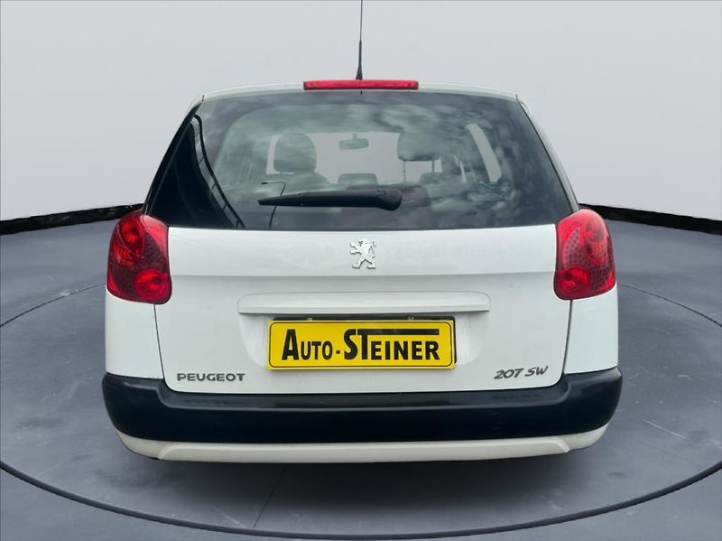 Peugeot 207 1,4 i, Klima  SW - fotka 6 z 17