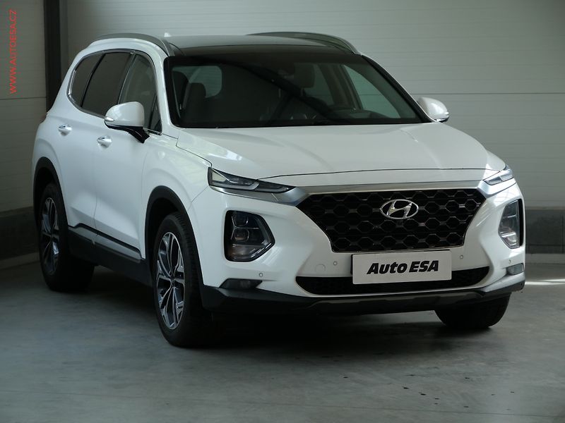 Hyundai Santa Fe (2019) 2.2 CRDi 4x4, 7míst, AT, LED - fotografie inzerátu