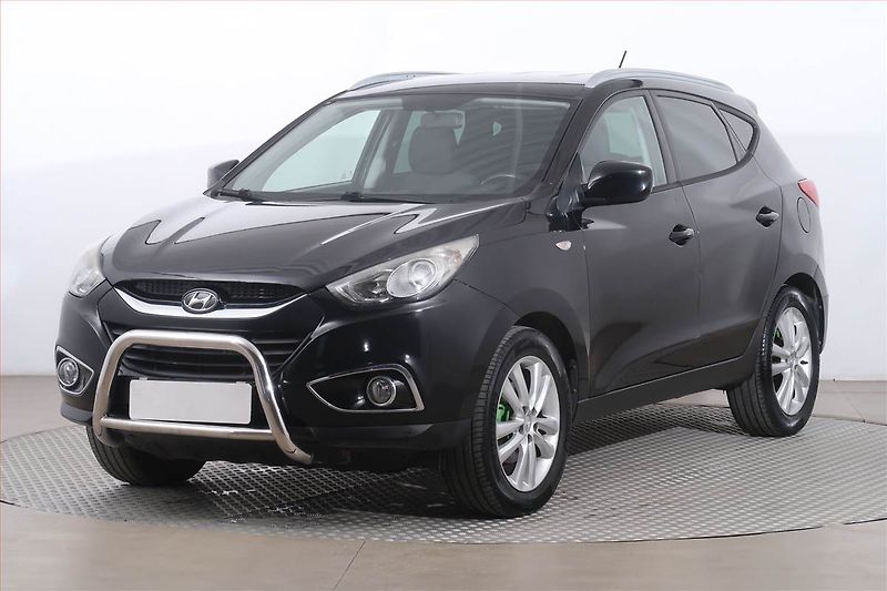 Hyundai ix35 (2012) 1.6 GDI, Serv.kniha, Tempomat - fotka 2 z 17