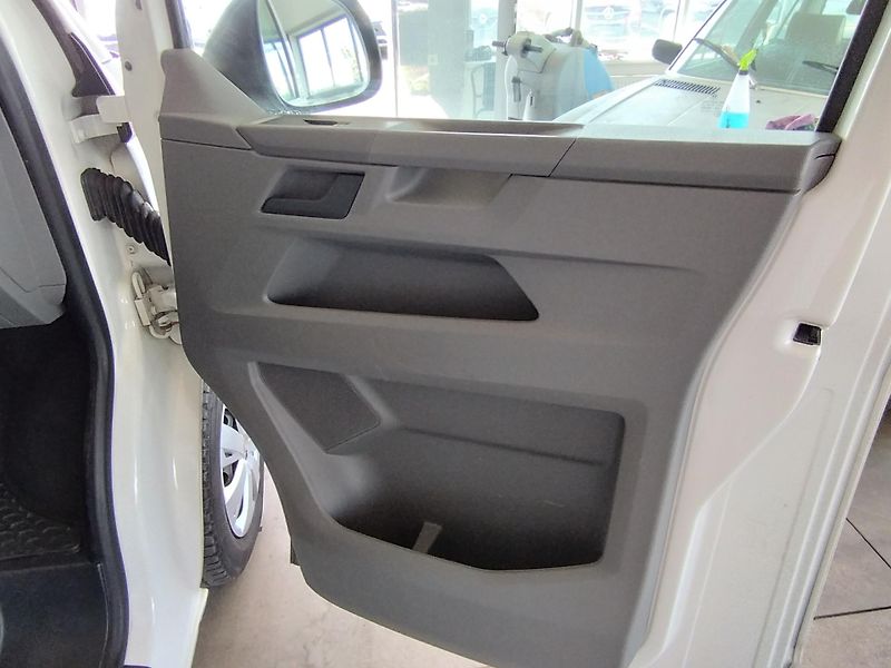 Volkswagen Transporter (2021) 2.0TDi 110kW,TEMP,VYH.SED - fotka 10 z 28