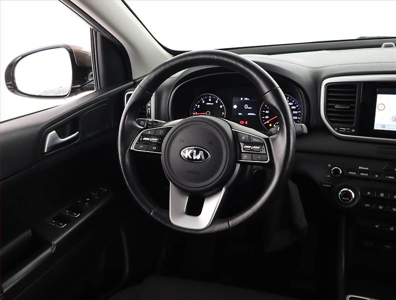 Kia Sportage (2019) 1.6 GDI - fotka 7 z 21