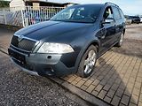 Škoda Octavia (2007) Scout 4x4 2.0i 110 kw - náhled 13
