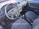 Škoda Fabia (2011) 1.6 TDi, AC, tažné - náhled 2