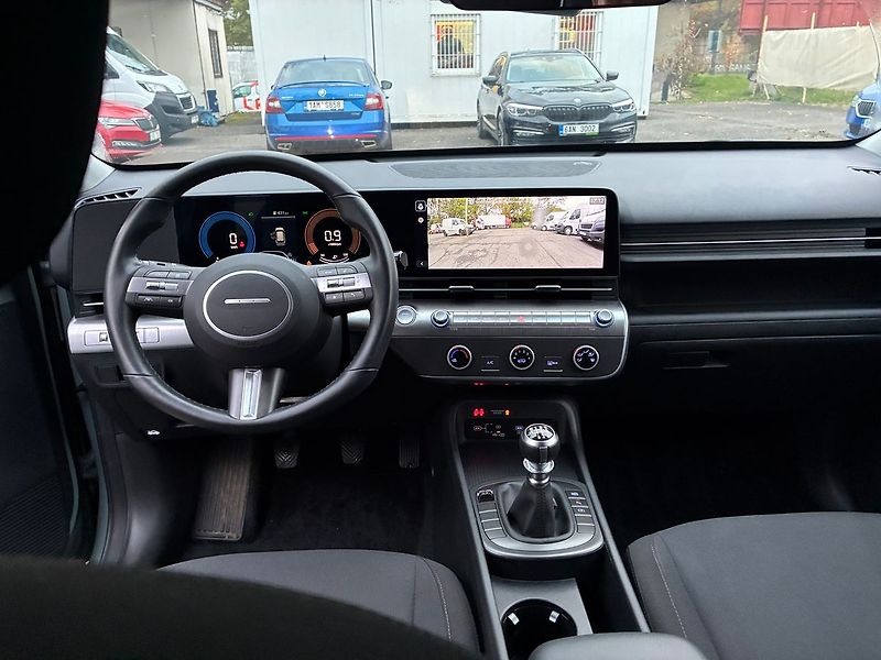 Hyundai Kona 1,0 T-GDI MT COMFORT CLUB ČR - fotka 10 z 24