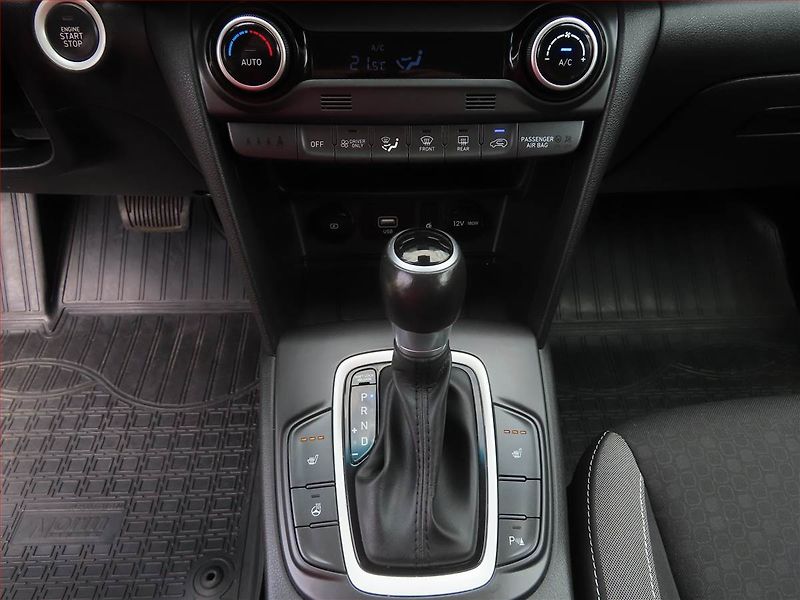 Hyundai Kona (2020) Hybrid, Automat, Serv.kniha - fotka 15 z 22