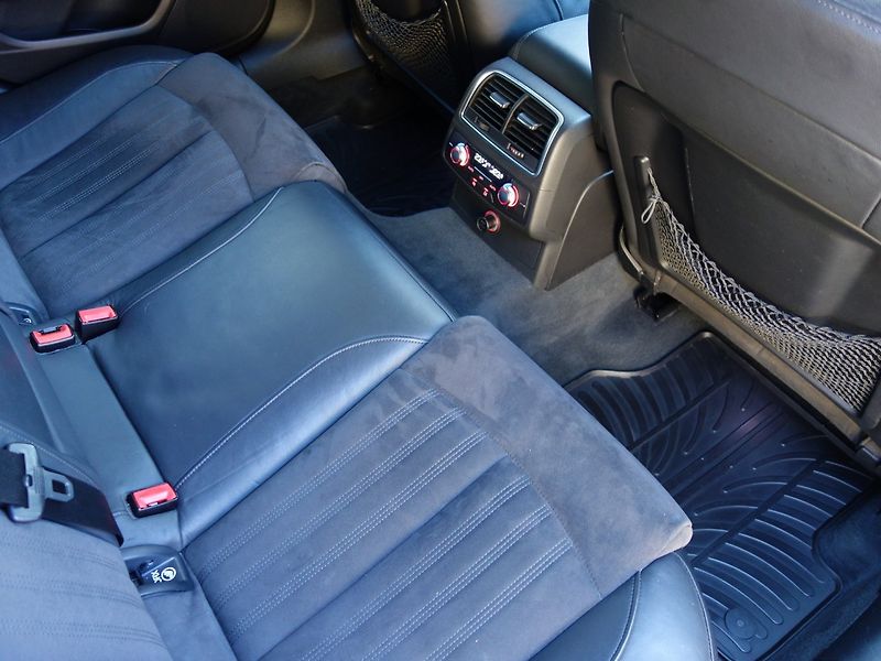 Audi A6 Allroad (2013) 3.0TDI 150kW -TAŽ.ZAŘÍZENÍ - fotka 29 z 45
