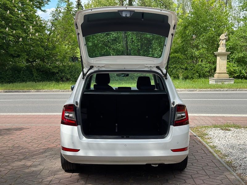 Škoda Fabia 1.0Tsi 70kW 1.MAJ ČR TAŽNÉ  - fotka 7 z 23