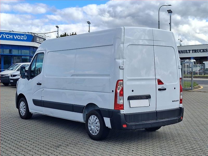 Renault Master (2021) 2.3 dCi 135, L2H2, 1.0t, 1Maj - fotka 4 z 18
