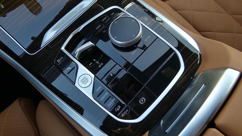 BMW X5 30d xDrive M Sport - fotka 15 z 21