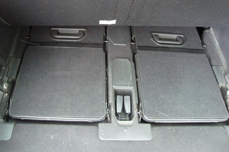Opel Zafira (2008) 1.9 CDTi,7-M,2.Maj.S.Kn.STK 28 - fotka 18 z 50