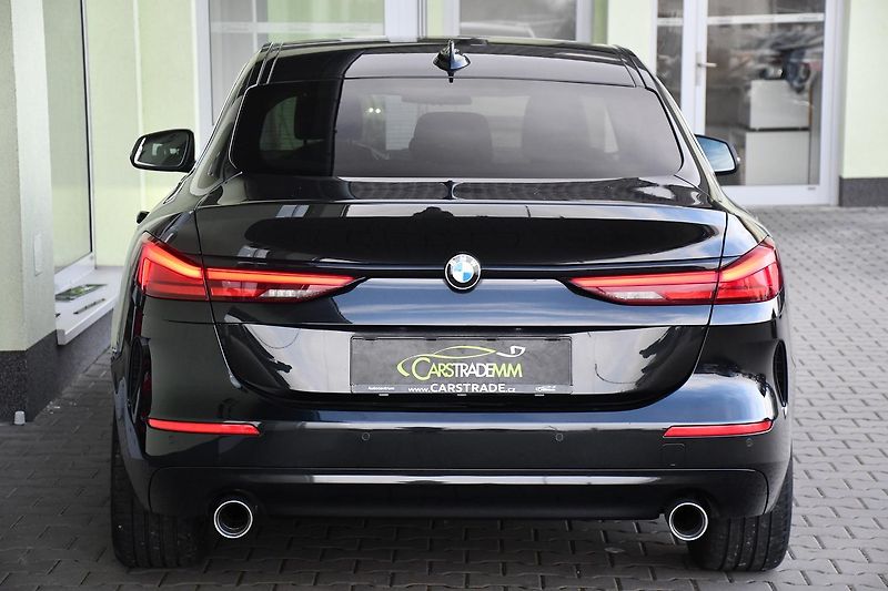 BMW Řada 2 218d TAŽNÉ HUD ČR 1M - fotka 10 z 41