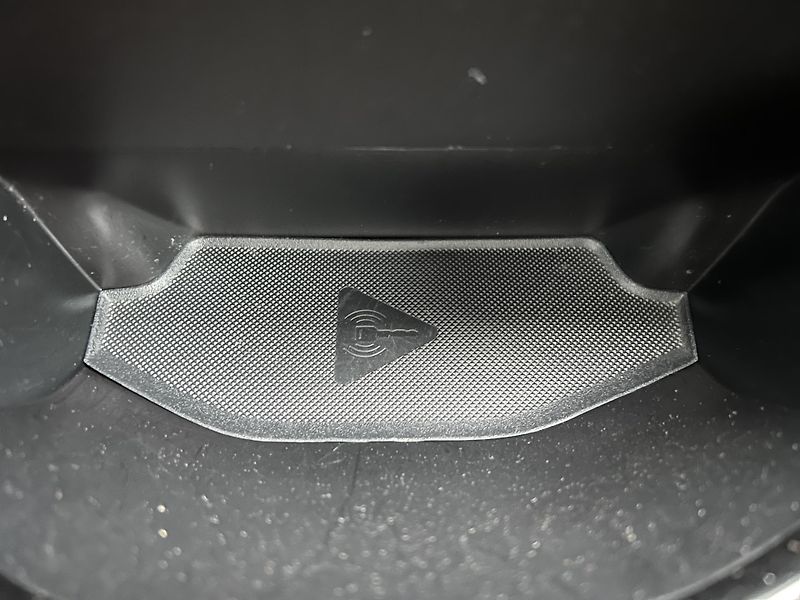 Ford Fiesta 1.0i KLIMA TEMPOMAT PŮVOD ČR - fotka 22 z 42