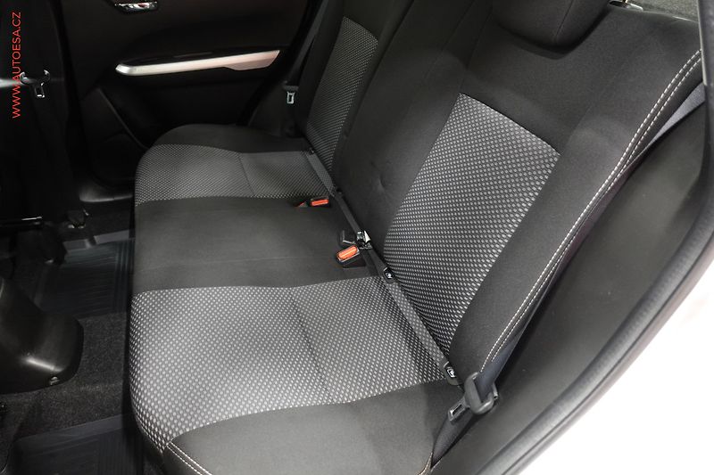 Suzuki Vitara (2016) 1.6 DDiS 4x4, AC, TZ, navi - fotka 10 z 25