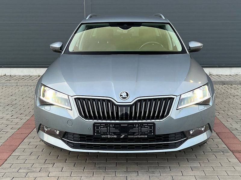 Škoda Superb (2019) 2.0TDI-STYLE-P.KAMERA-TAŽNÉ.Z - fotka 2 z 50