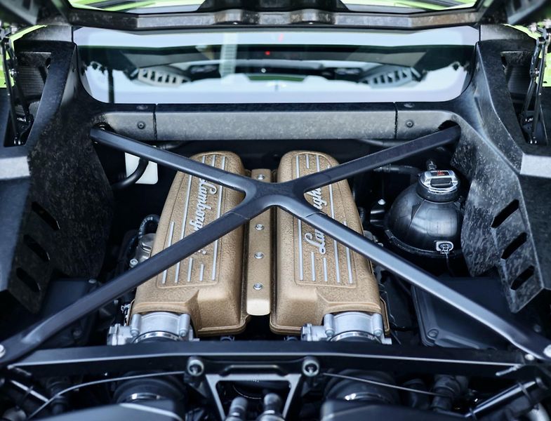 Lamborghini Huracán (2018) 5.2 V10 Performante 470KW - fotka 32 z 74