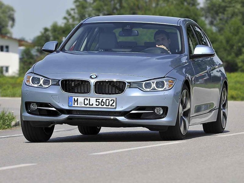 Porovnání prvního a posledního Volkswagenu Golf.