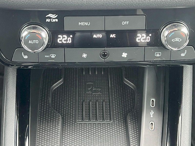 Škoda Kamiq (2024) SELEC TSI 85/1.0 M6F - fotka 25 z 33