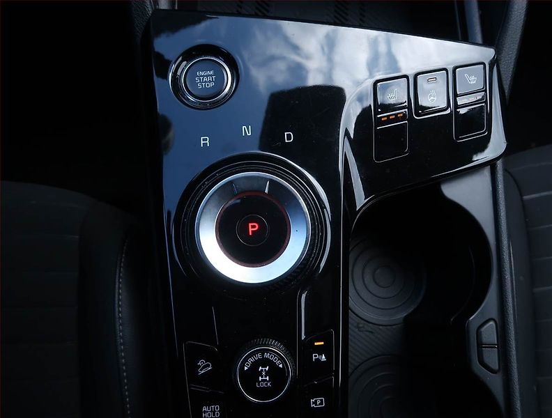Kia Sportage (2022) 1.6 T-GDI MHEV - fotka 13 z 19