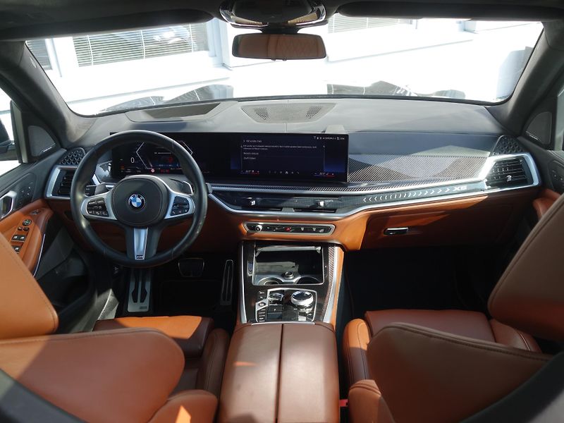 BMW X5 (2024) 40 d xDrive M Sport - fotka 10 z 20