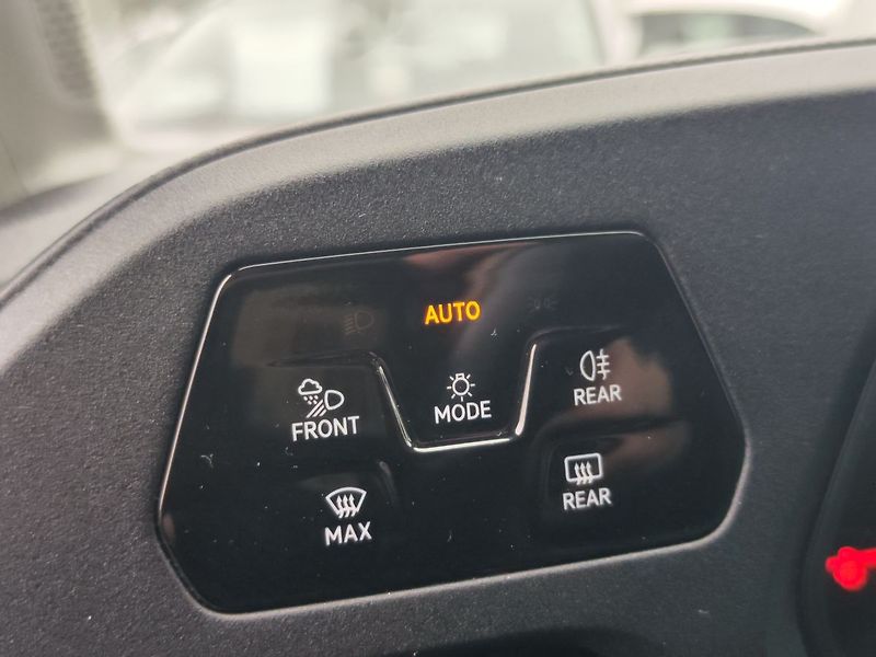 Volkswagen Caddy 2.0 TDI/75kW Life ČR - fotka 28 z 30