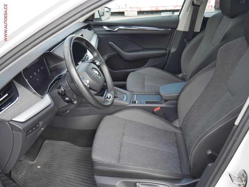 Škoda Octavia (2021) 2.0 TDi, ČR, Style, LED, navi - fotka 9 z 17