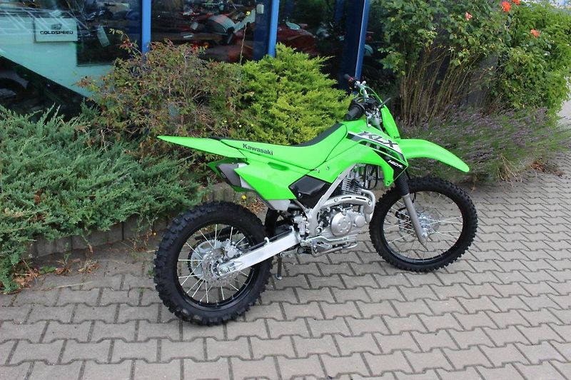 Kawasaki (2026) KLX 140 L  2026   19/16 - fotka 4 z 7
