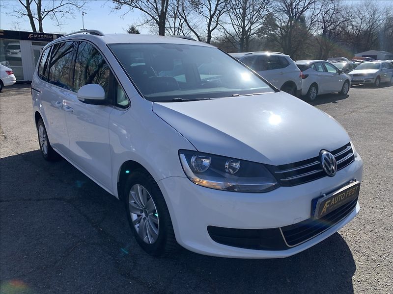 Volkswagen Sharan 2,0 TDI 4x4 7.MÍST,ČR SERVISKA - fotka 3 z 23