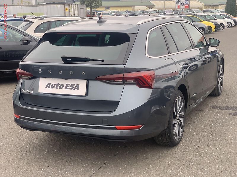 Škoda Octavia (2020) 2.0 TDi, Style, DSG, LED - fotka 6 z 19