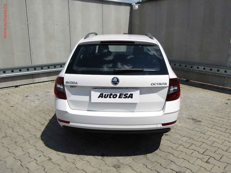 Škoda Octavia (2019) 1.0 TSi, ČR, Style - fotka 5 z 19