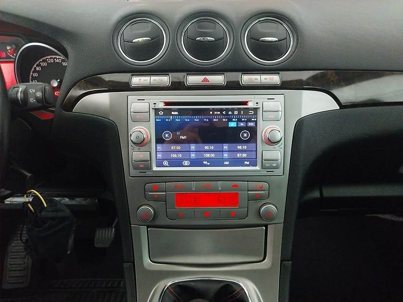Ford Galaxy (2006) Ghia 2.0 TDCi, 7 míst - fotka 12 z 20
