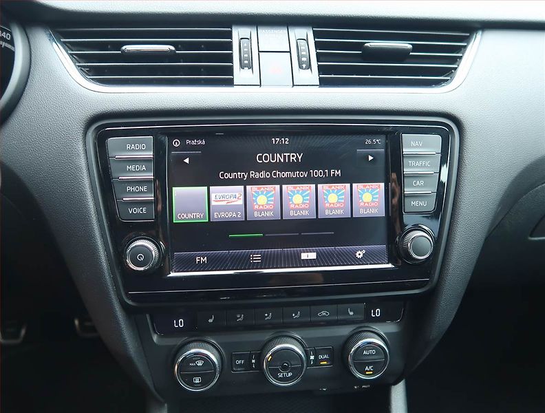 Škoda Octavia (2013) 2.0 TDI, Kůže, Navi, Bi-Xenony - fotka 12 z 15
