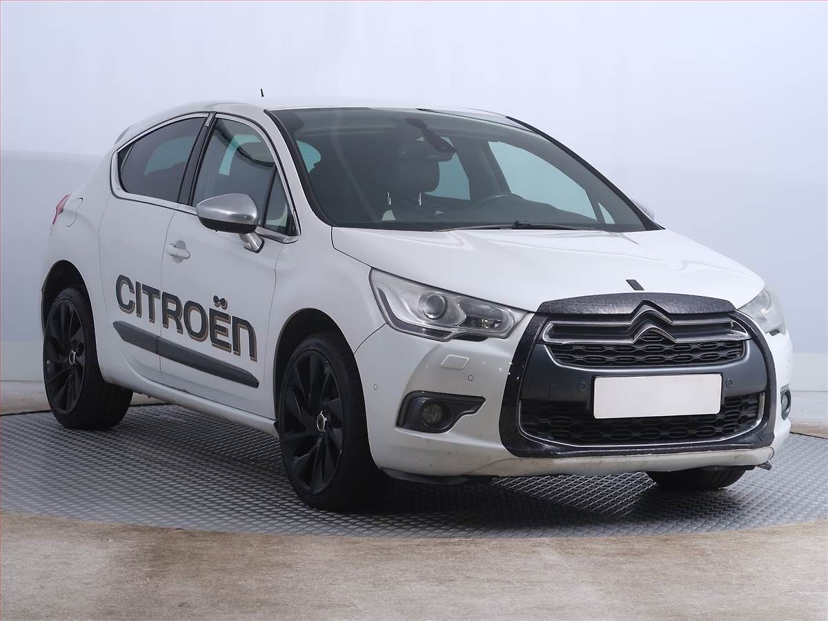 Citroën DS4 2.0 BlueHDI, Navi, Xenony