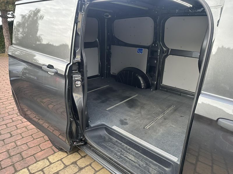 Volkswagen Transporter (2025) 2,0 TD Automat, LED, KAMERA - fotka 19 z 19