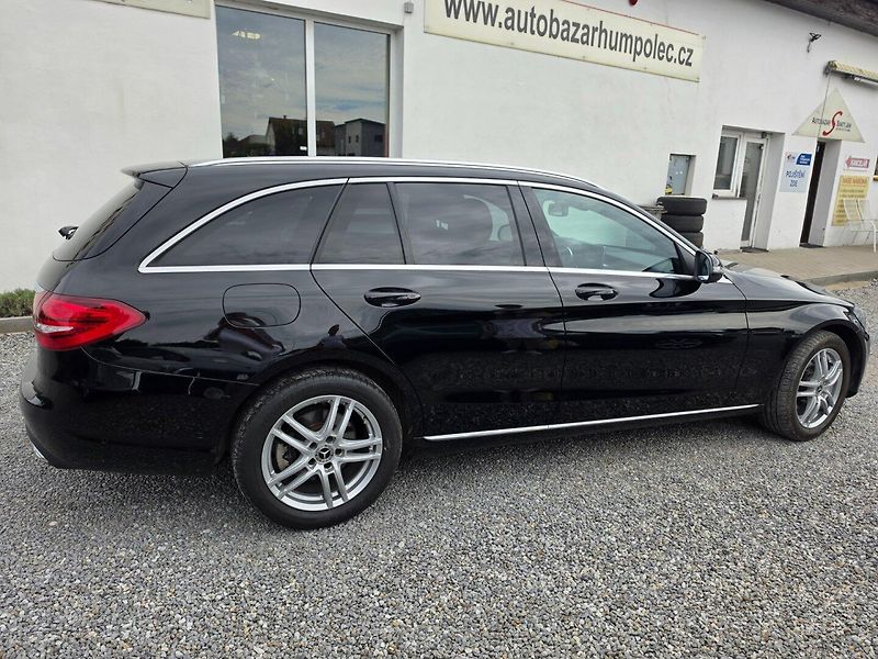 Mercedes-Benz Třídy C (2017) 2.2 D Automat, 4Matic - fotka 3 z 17