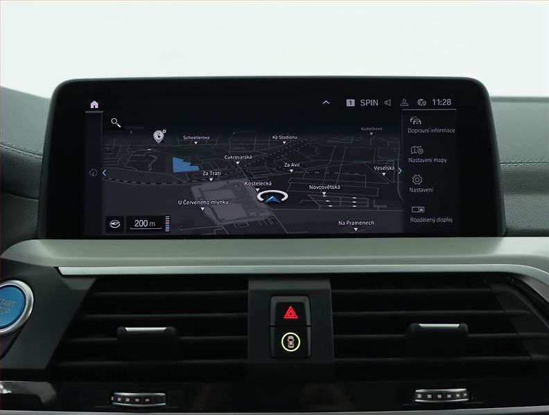 BMW iX3 (2022) 80 kWh, SoH 97% - fotka 17 z 22