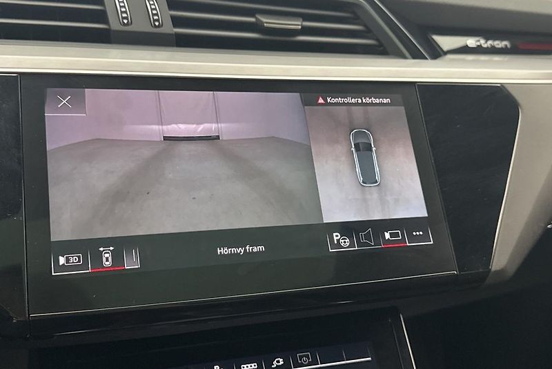 Audi SQ8 e-tron quattro Tažné Pano 360k - fotka 14 z 34
