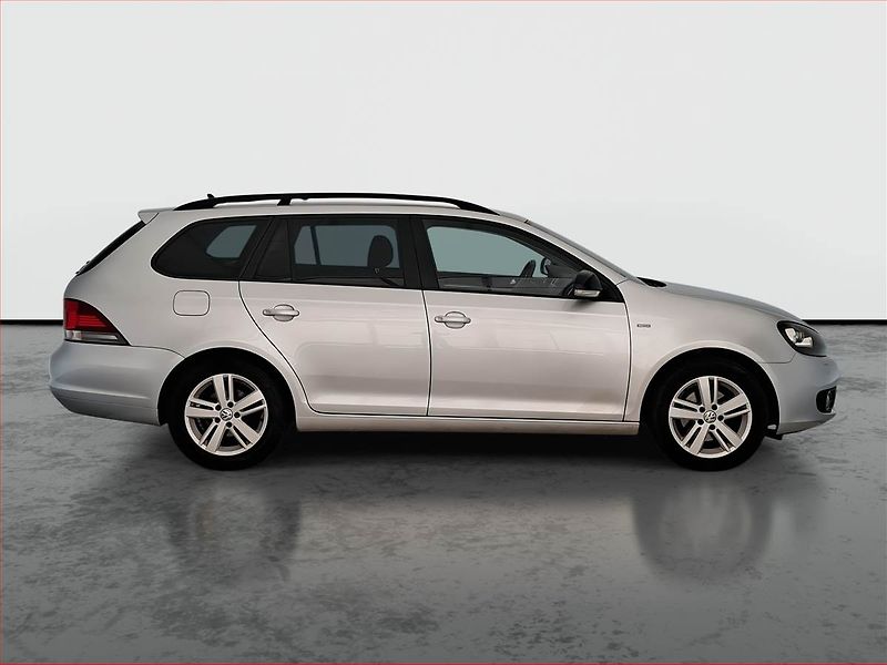 Volkswagen Golf (2012) 1.2 TSI, Park. senzory - fotka 6 z 17